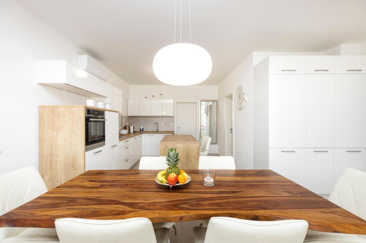 Apartments Tony Mali Losinj Bagian luar foto