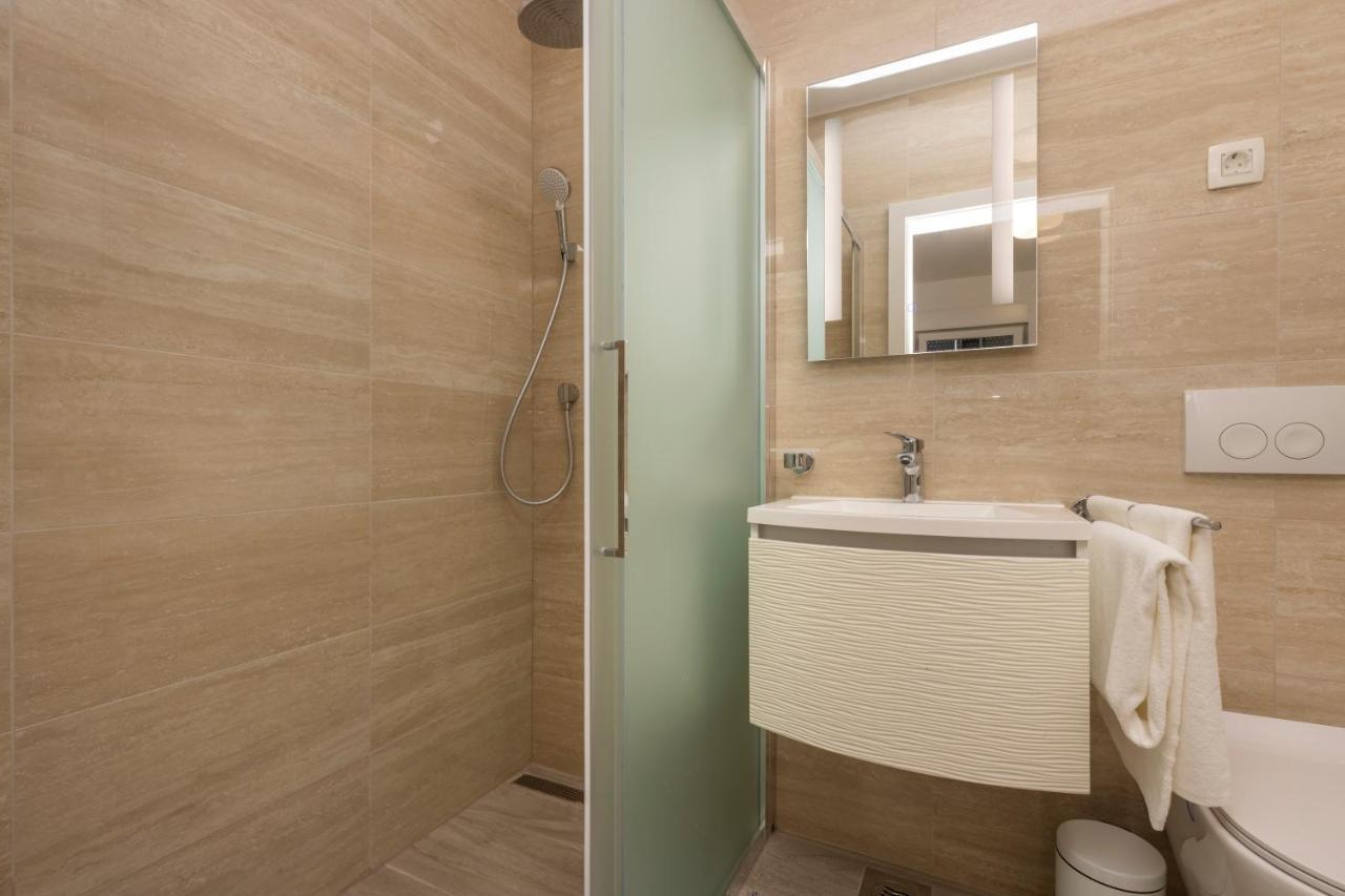 Apartments Tony Mali Losinj Bagian luar foto