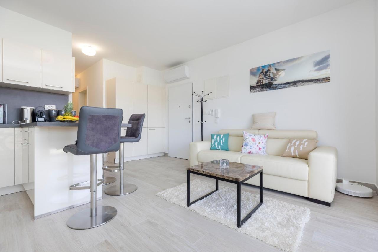 Apartments Tony Mali Losinj Bagian luar foto