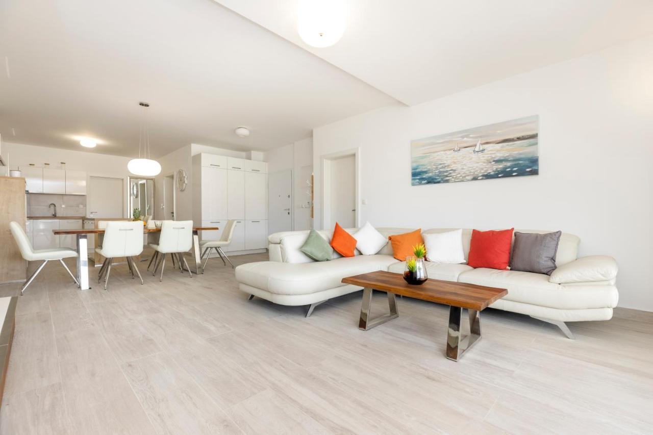 Apartments Tony Mali Losinj Bagian luar foto