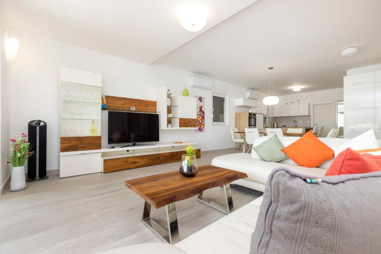 Apartments Tony Mali Losinj Bagian luar foto