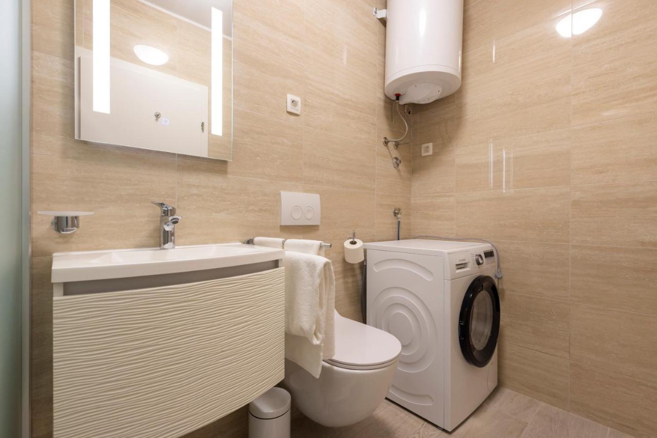 Apartments Tony Mali Losinj Bagian luar foto